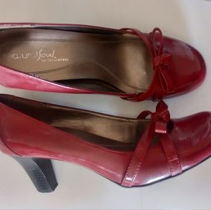 Vintage Natural Soul Red heels
